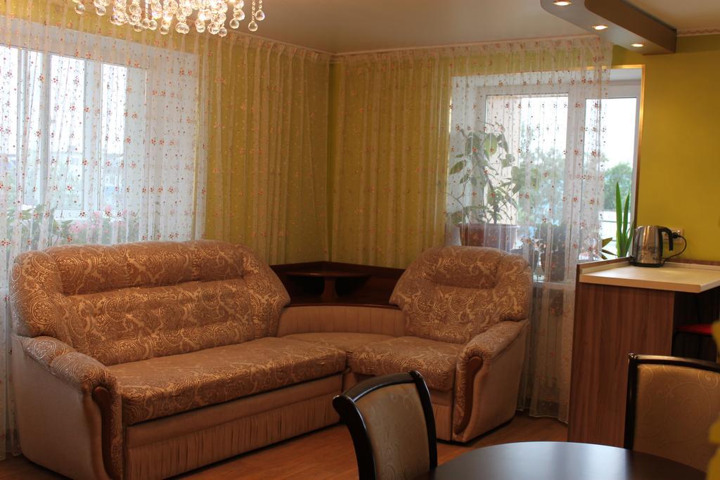 بتروبافلوفسك-كامتشاتسكي Apartment On 50 Let Oktyabrya المظهر الخارجي الصورة